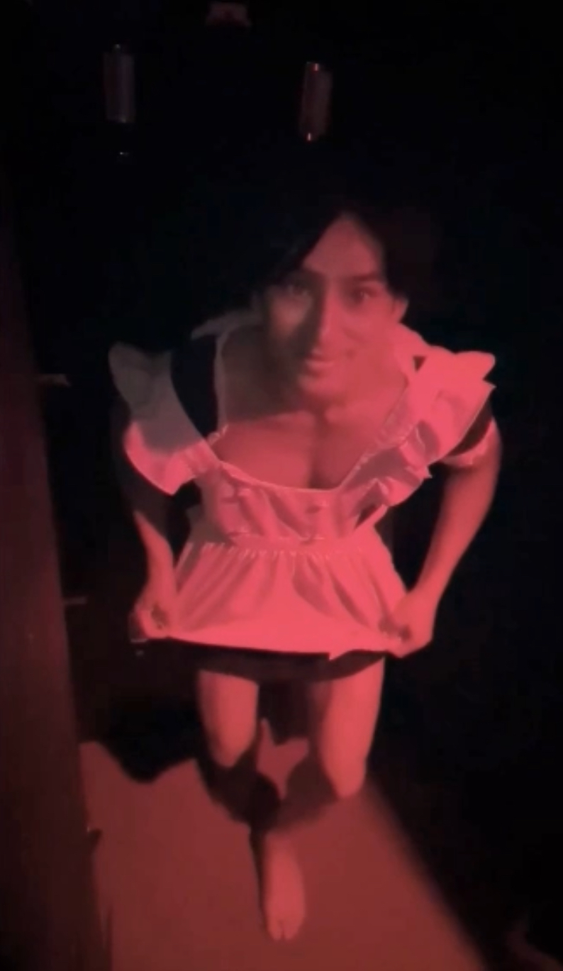 KOUNOSUKE 187㌢初めてのメイドコスプレ