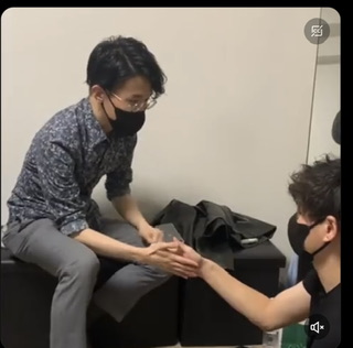 MAKOTO 手と手がくっつく催眠
