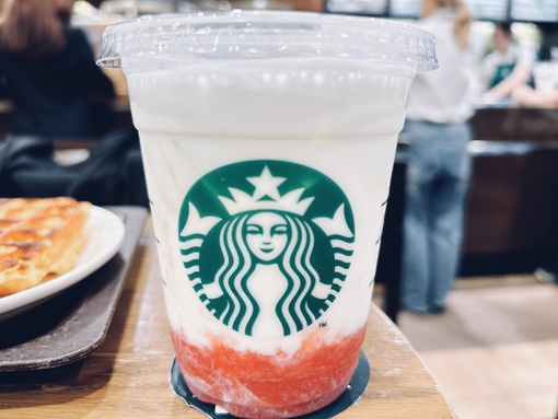 SHUNSUKE 🍓苺ミルク🍓