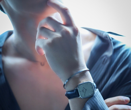 AOI（アオイ） コミュ障...