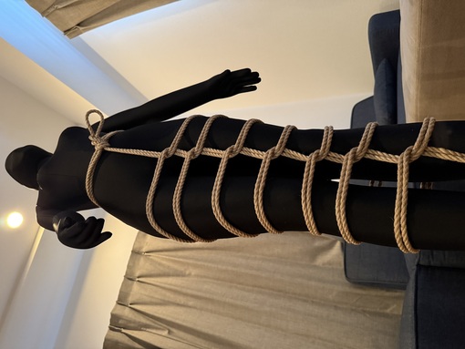 TAKUMI（タクミ） 緊縛練習①