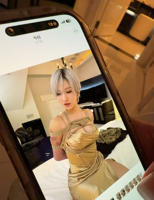 IZUMI(イズミ) あの