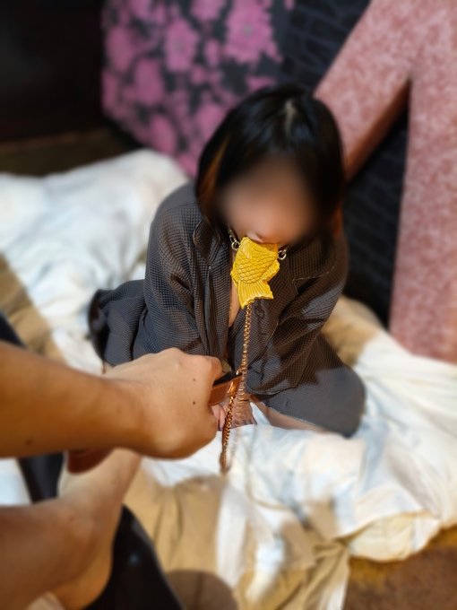 YUMA（ユマ） たい焼き咥えたワンコ