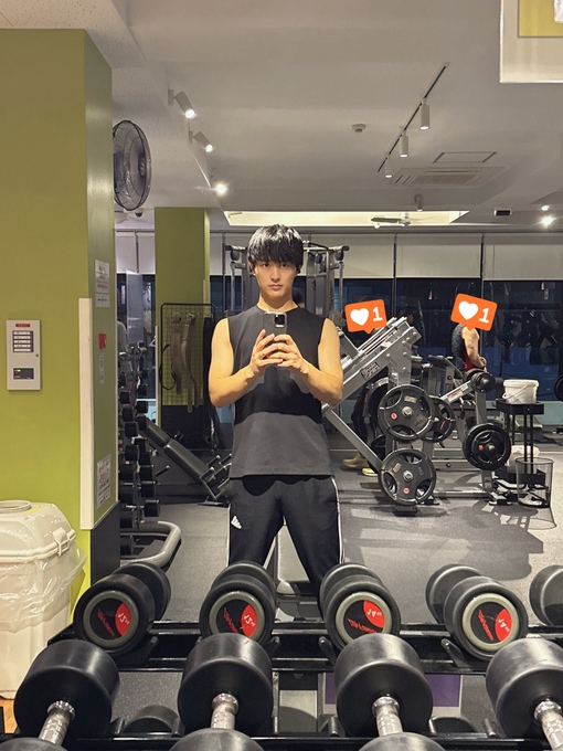 TAKUMI（タクミ） 膝の骨折後、初筋トレ🏋️‍♂️