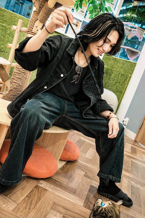 HUBUKI(フブキ) 猫とお戯れ🐱