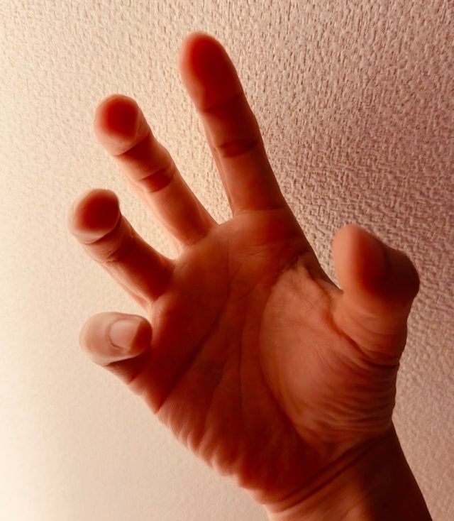 SATORU（サトル） こちょこちょ囁き指動画🫳🏾