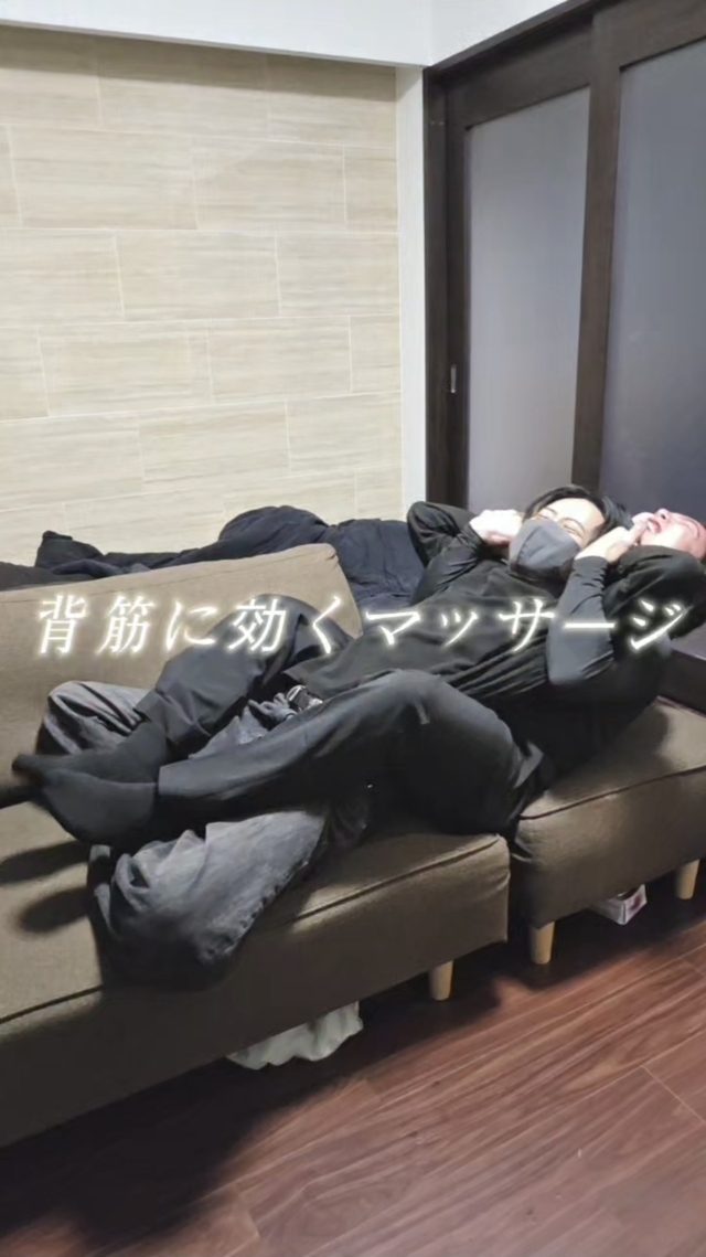 MAKI（マキ） 背筋をゆっくりと確実に伸ばします