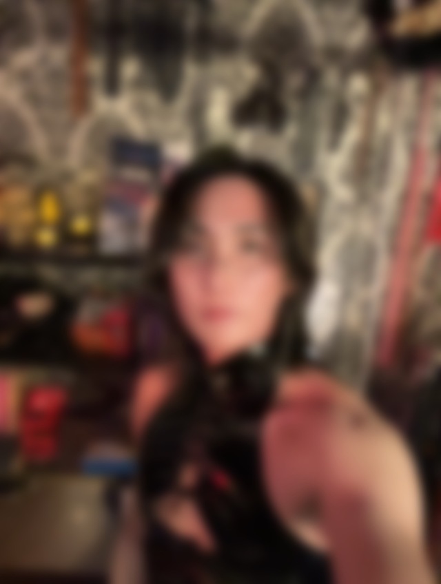 HUBUKI(フブキ) すごい格好した笑