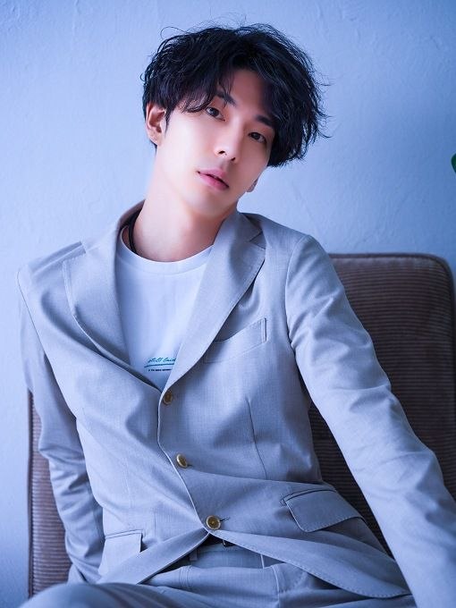 YUZURU（ユヅル）