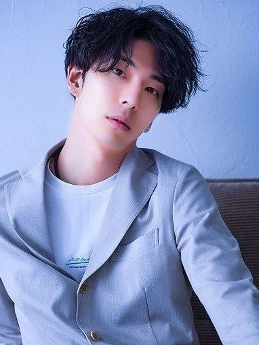 YUZURU（ユヅル）