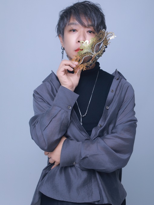 AKITO（アキト）